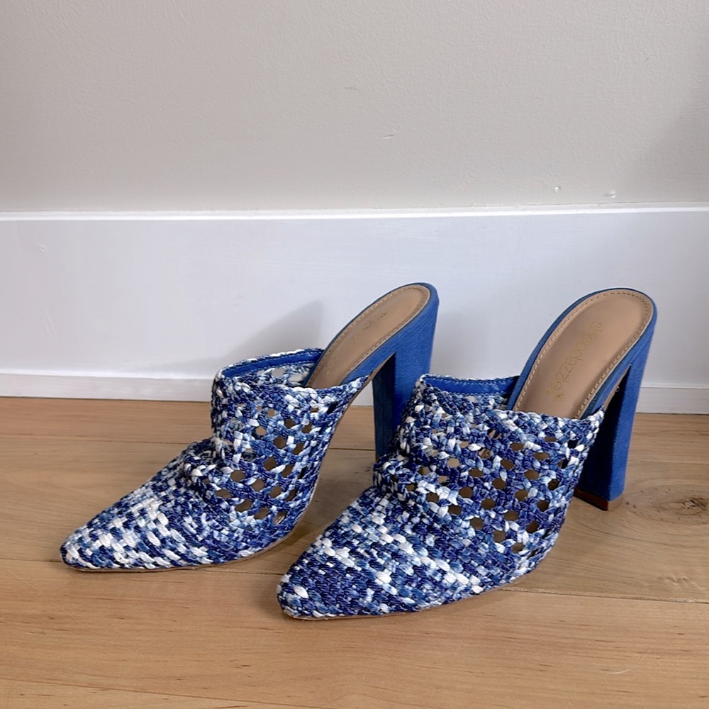 Great condition woven mules! - Picture 2 of 5